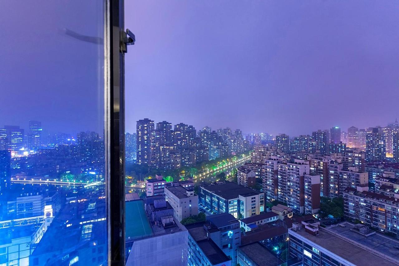 Holiday Inn Shanghai Vista By Ihg Exterior photo