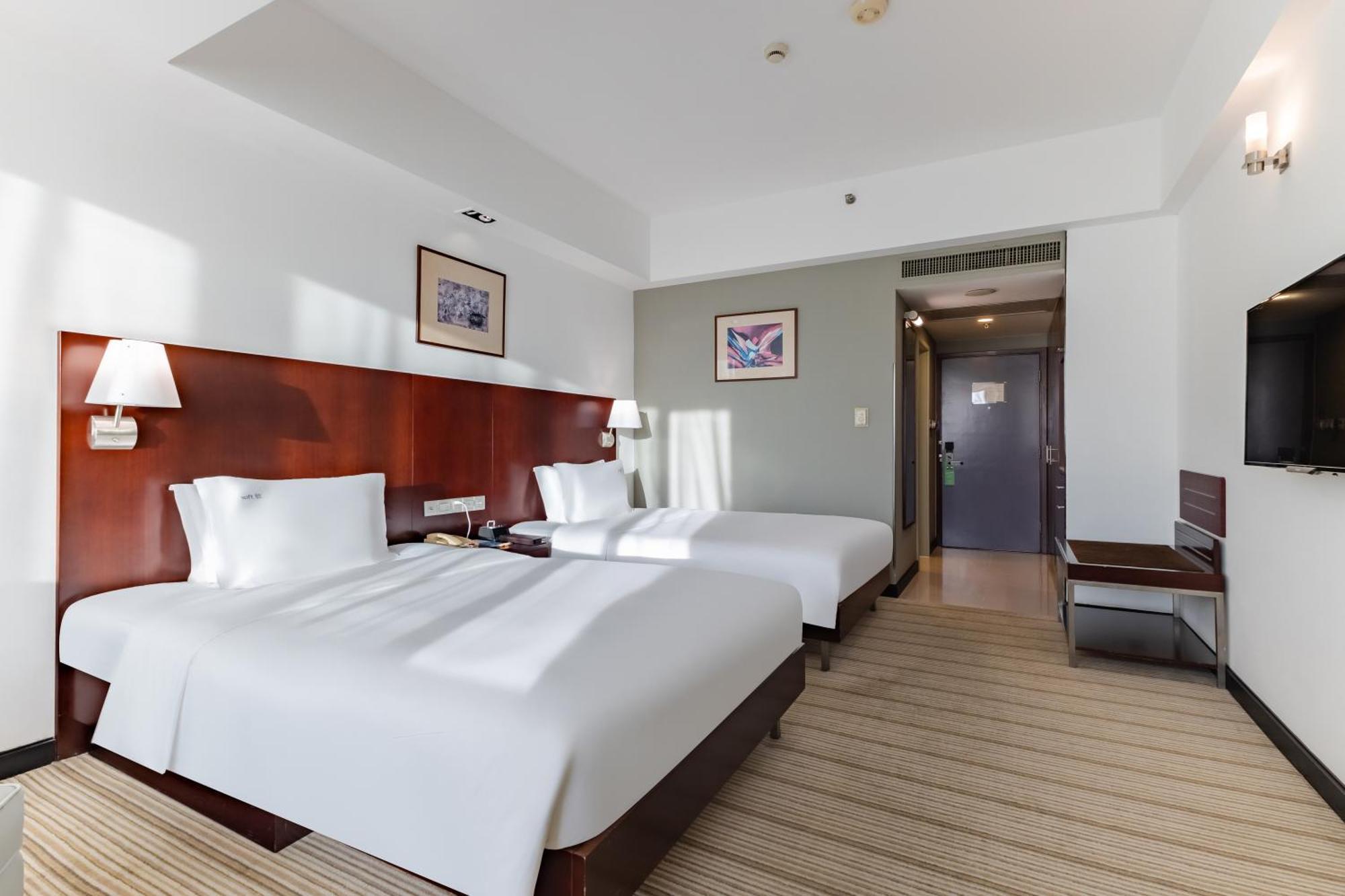 Holiday Inn Shanghai Vista By Ihg Exterior photo