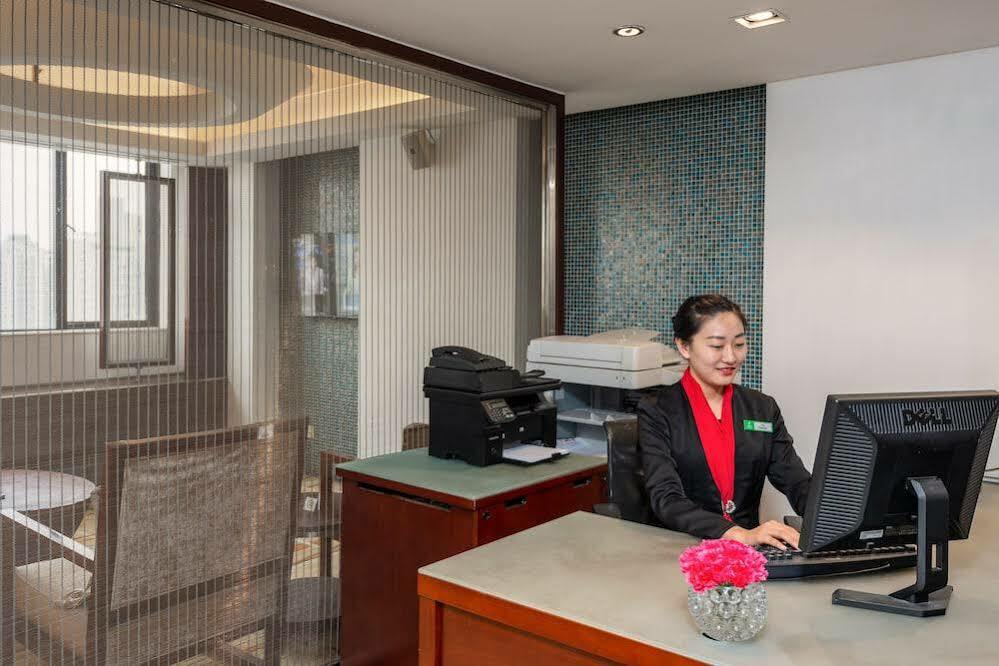 Holiday Inn Shanghai Vista By Ihg Exterior photo